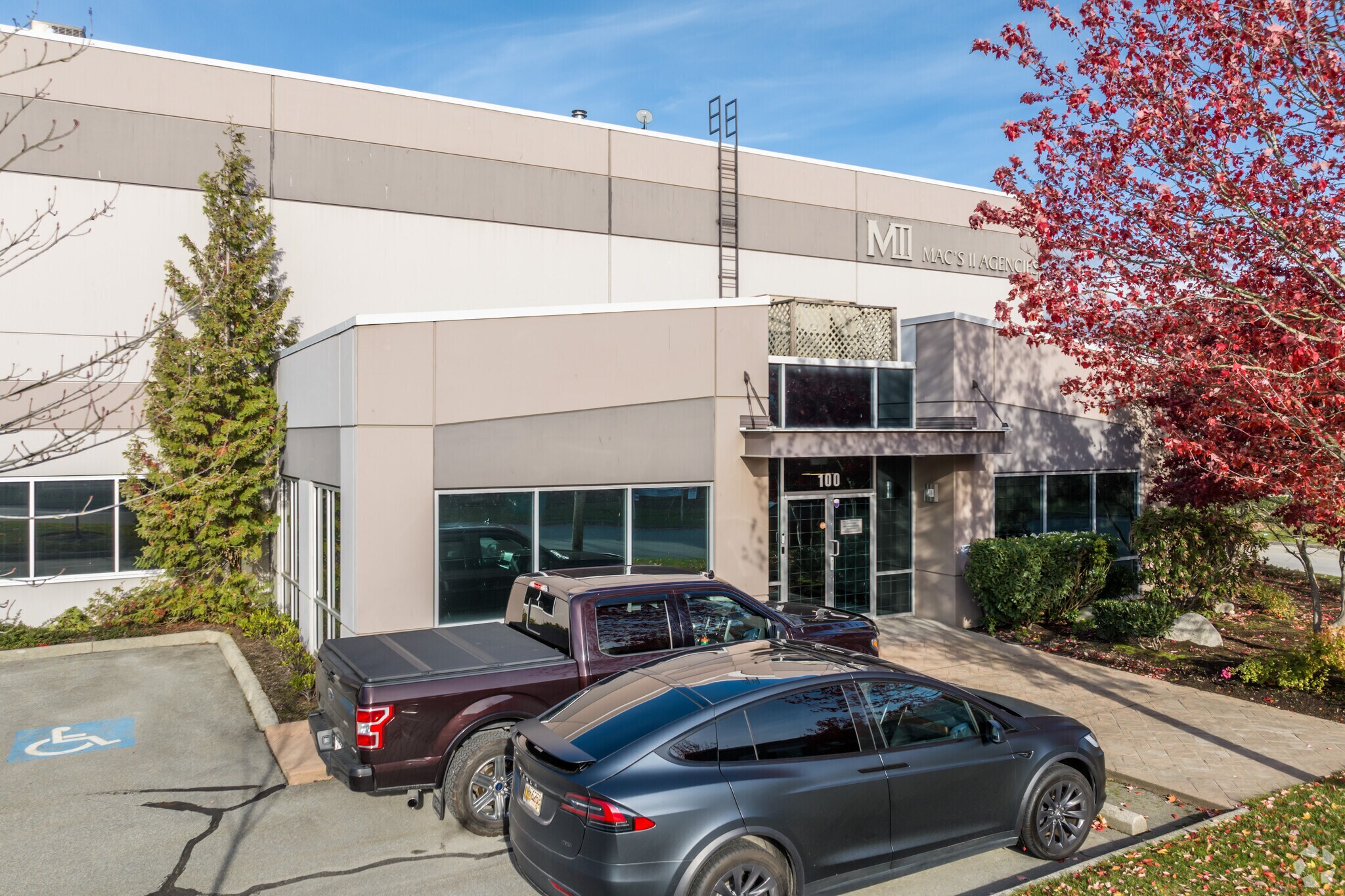 1851 Brigantine Dr, Coquitlam, BC for lease Primary Photo- Image 1 of 9