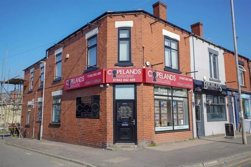 67 Church St, Bolton à louer - Photo principale - Image 1 de 1