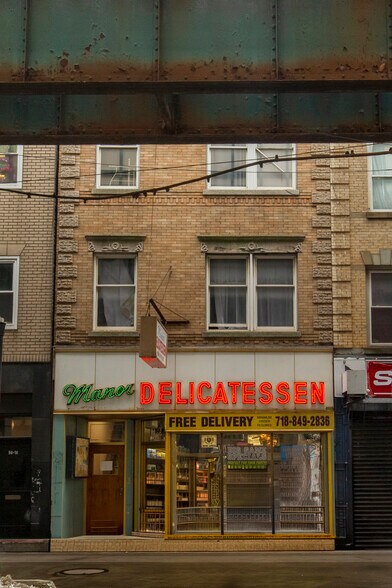 94-12 Jamaica Ave, Woodhaven, NY à vendre - Photo du bâtiment - Image 3 de 32