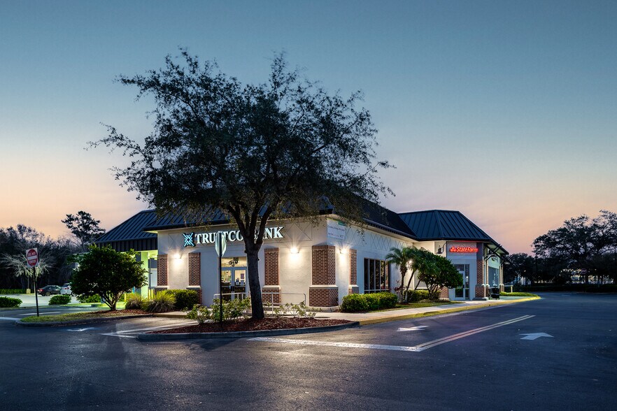 150-300 W Lake Mary Blvd, Sanford, FL à louer - Photo du bâtiment - Image 3 de 14
