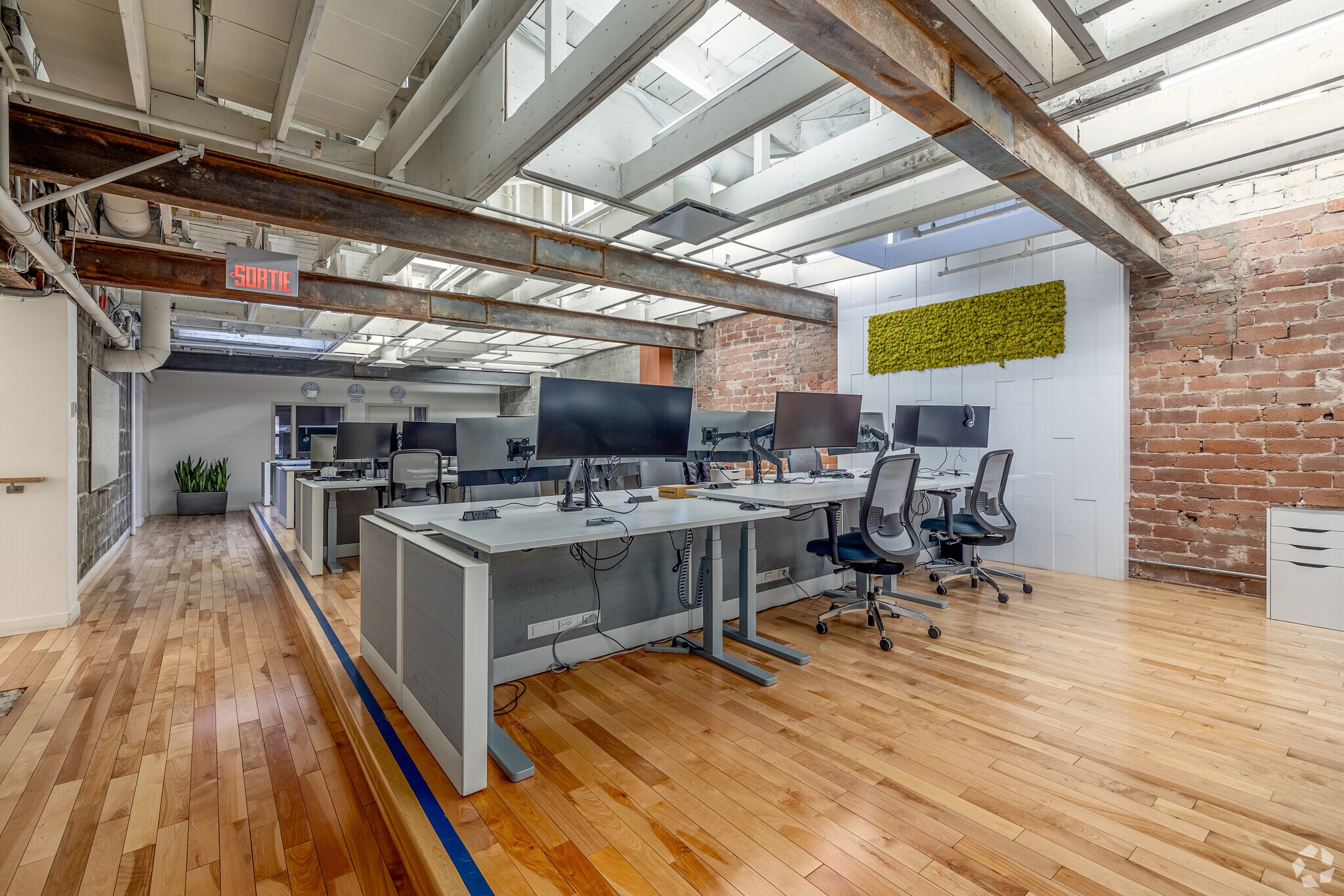 1426-1428 Rue Stanley, Montréal, QC à louer Photo intérieure- Image 1 de 11