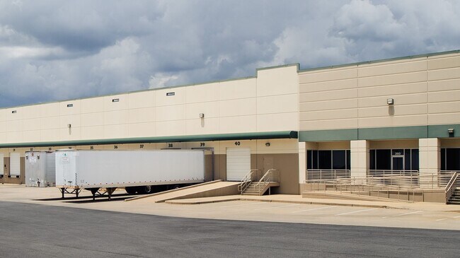 More details for 980 Cobb Place Blvd, Kennesaw, GA - Industrial for Lease