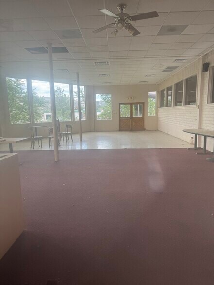 102 W Arnold St, Camp Verde, AZ à vendre - Photo intérieure - Image 3 de 7