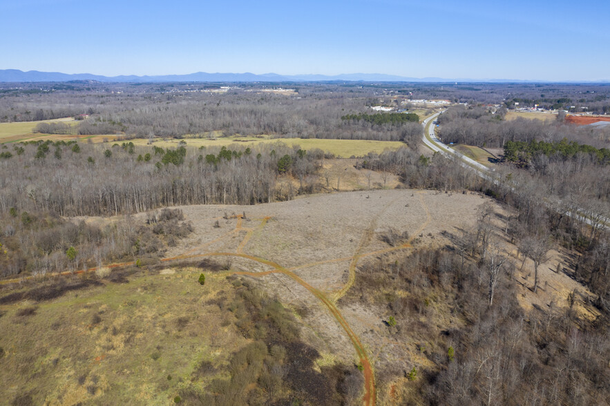 1 John Dodd Rd, Boiling Springs, SC à louer - Photo de construction - Image 3 de 9