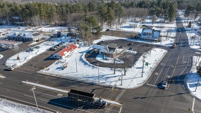 581 Franklin Pierce Hwy, Barrington, NH for sale Interior Photo- Image 2 of 21