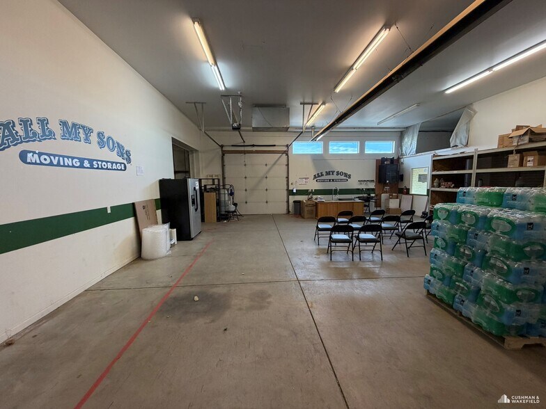 2216 Airway Ave, Fort Collins, CO à louer - Photo du bâtiment - Image 3 de 6