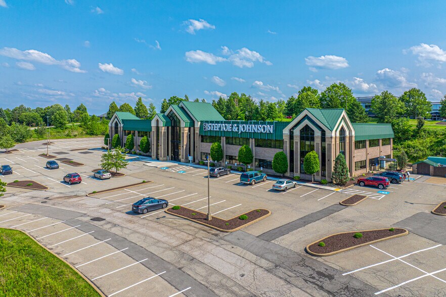 11 Grandview Cir, Canonsburg, PA à louer - Photo du bâtiment - Image 2 de 9