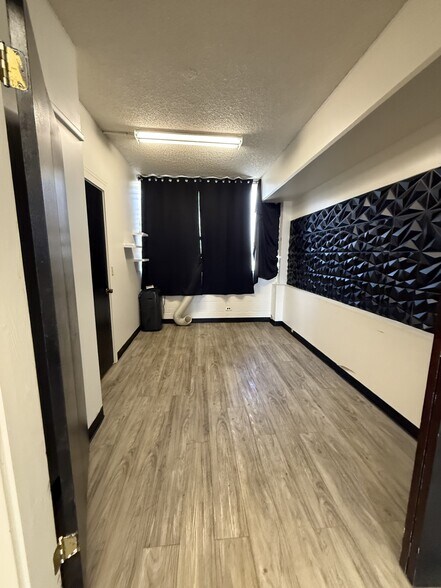 931 University Ave, Honolulu, HI à vendre - Photo du bâtiment - Image 3 de 38