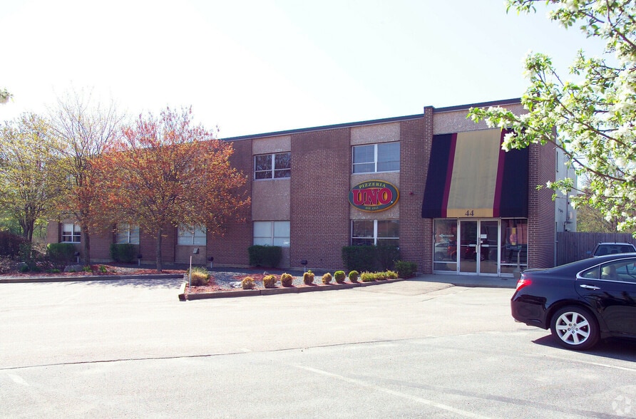 44 Industrial Way, Norwood, MA for lease - Building Photo - Image 1 of 14