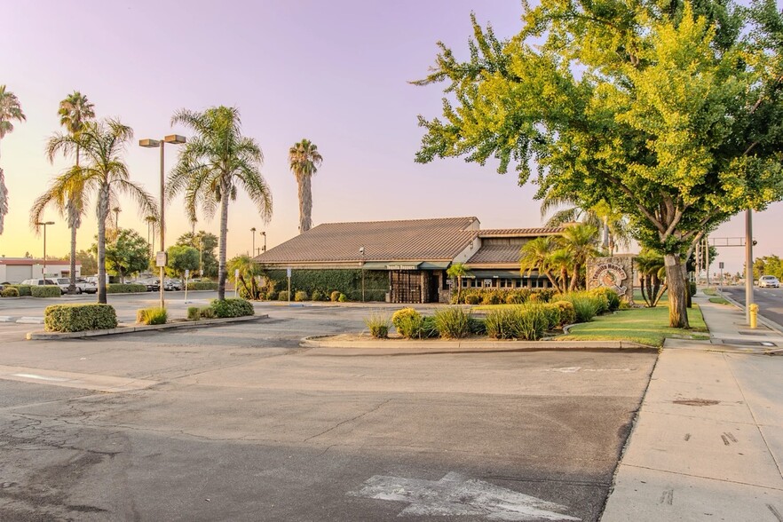 60 N Mountain Ave, Upland, CA for sale - Building Photo - Image 2 of 15