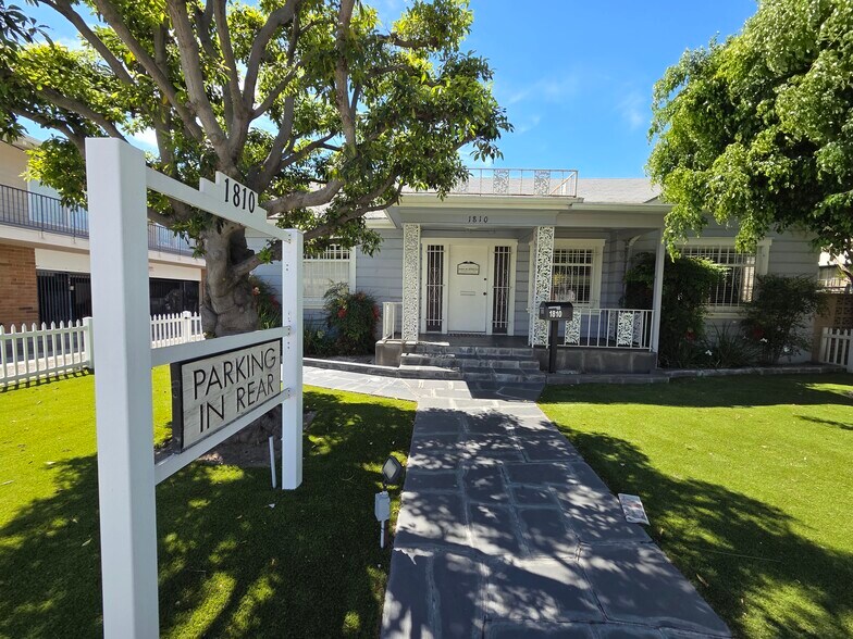 1810 N Broadway, Santa Ana, CA à vendre - Photo du bâtiment - Image 3 de 29