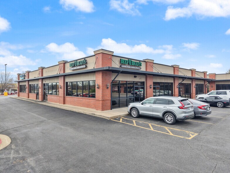 2500-2502 SW 14th St, Bentonville, AR à louer - Photo du bâtiment - Image 3 de 25