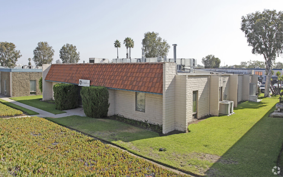 4877 Mercury St, San Diego, CA for lease - Primary Photo - Image 1 of 5