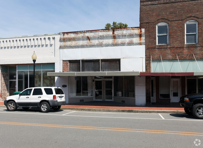 104-106 W 5th St, Tabor City, NC à vendre - Photo principale - Image 1 de 1