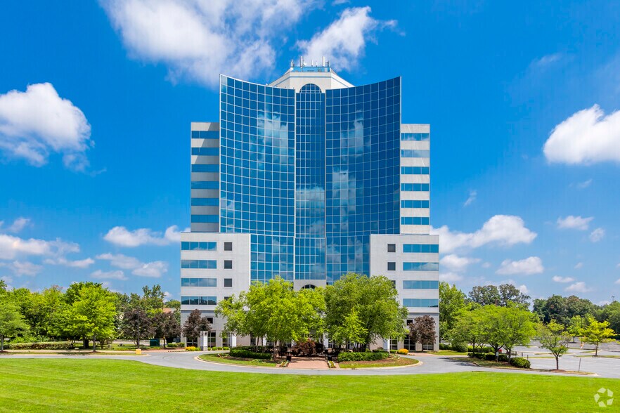 11785 Beltsville Dr, Calverton, MD à louer - Photo du bâtiment - Image 2 de 7