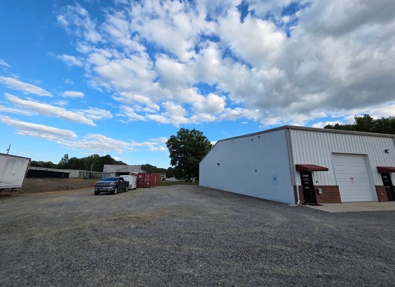 3484-3490 Cameron Dr, Sanford, NC for lease - Building Photo - Image 3 of 30
