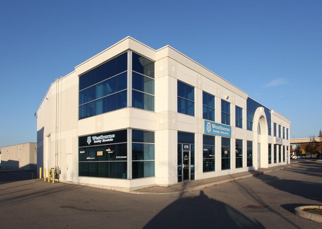 Plus de détails pour 676 Westburne Dr, Concord, ON - Bureau à louer