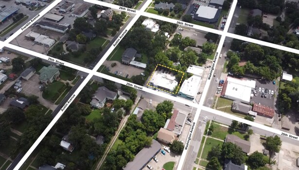 108 N 25th St, Waco, TX à vendre - Photo du bâtiment - Image 3 de 5