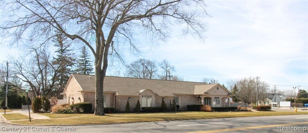 29049 Joy Rd, Westland, MI à vendre - Photo principale - Image 3 de 31