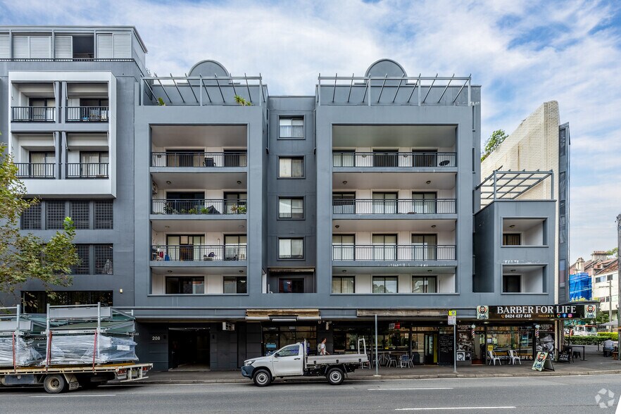 208-214 Chalmers St, Surry Hills à louer - Photo du bâtiment - Image 2 de 4