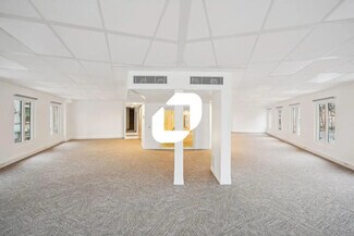 Plus de détails pour 82 Avenue Marceau, Paris - Bureau à louer