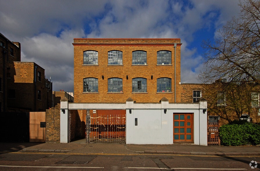 1A Harmood St, London for lease - Building Photo - Image 3 of 5