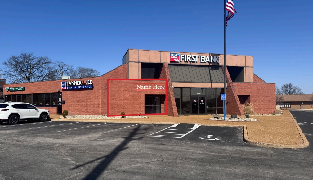 15965 Manchester Rd, Ellisville, MO for lease Building Photo- Image 1 of 2