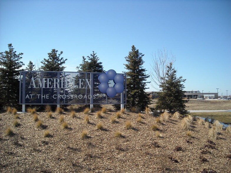 I-65, Crown Point, IN à vendre - Photo du bâtiment - Image 2 de 11