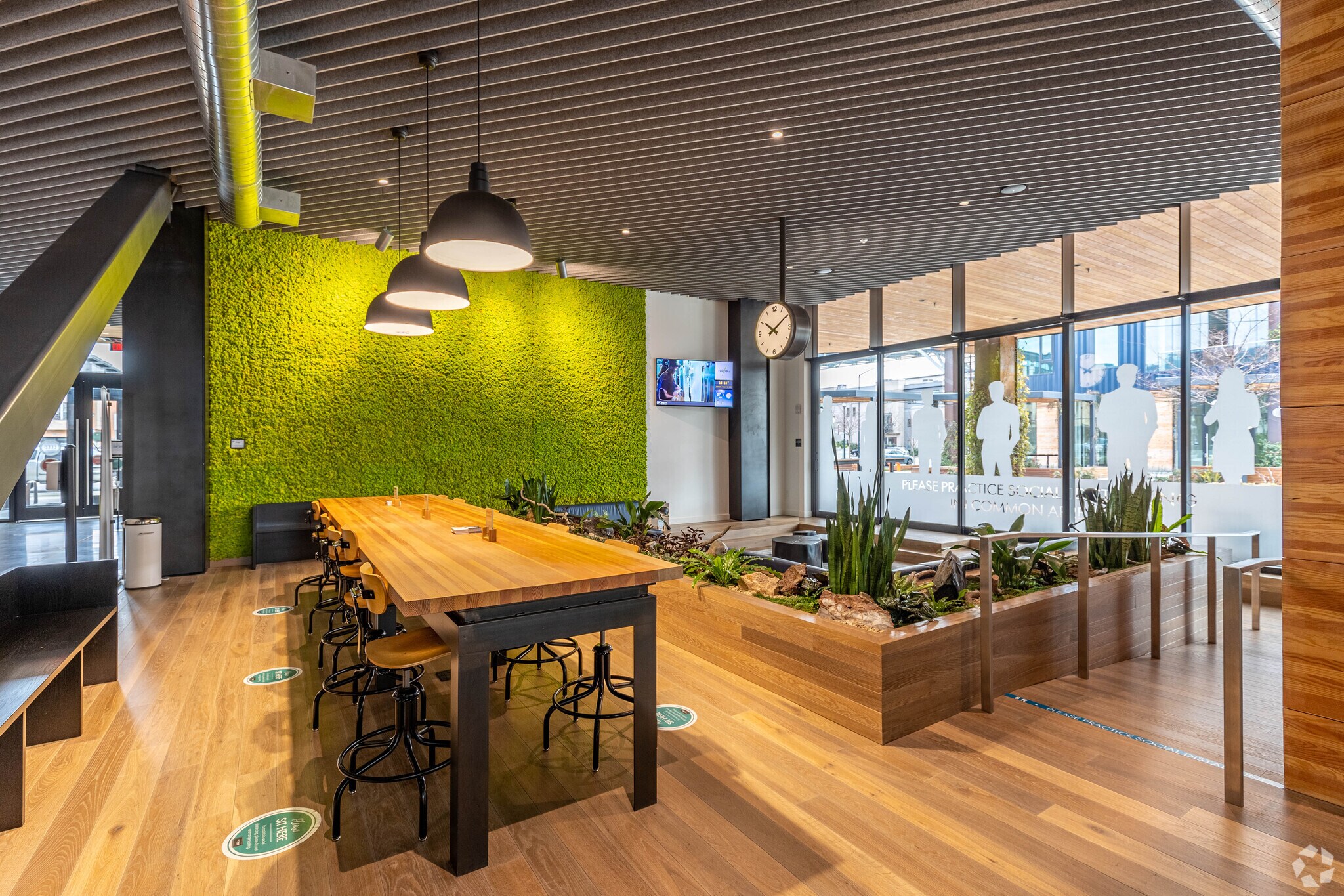 1895 NW Front Ave, Portland, OR à louer Hall d’entrée- Image 1 de 38