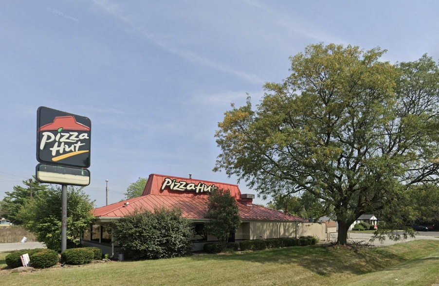 2105 N Mitthoeffer Rd, Indianapolis, IN for sale - Building Photo - Image 1 of 5