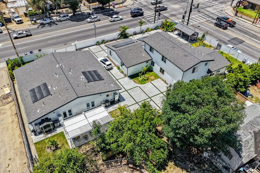 18853 Saticoy St, Reseda, CA for sale - Building Photo - Image 2 of 24