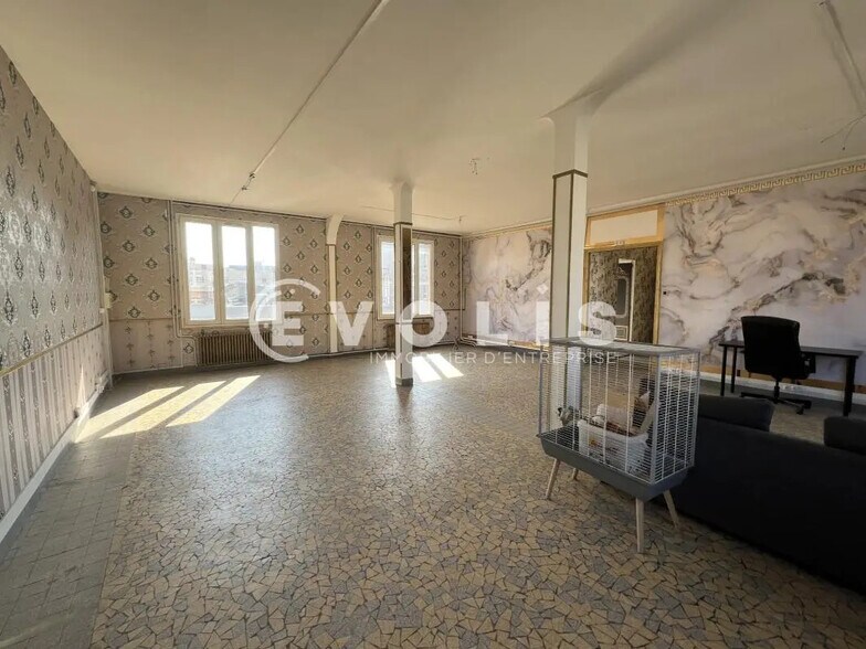 Office in Champigny-sur-Marne for lease - Interior Photo - Image 3 of 11