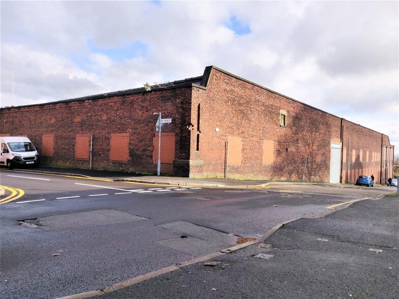 Bentinck St, Bolton for lease - Building Photo - Image 1 of 11