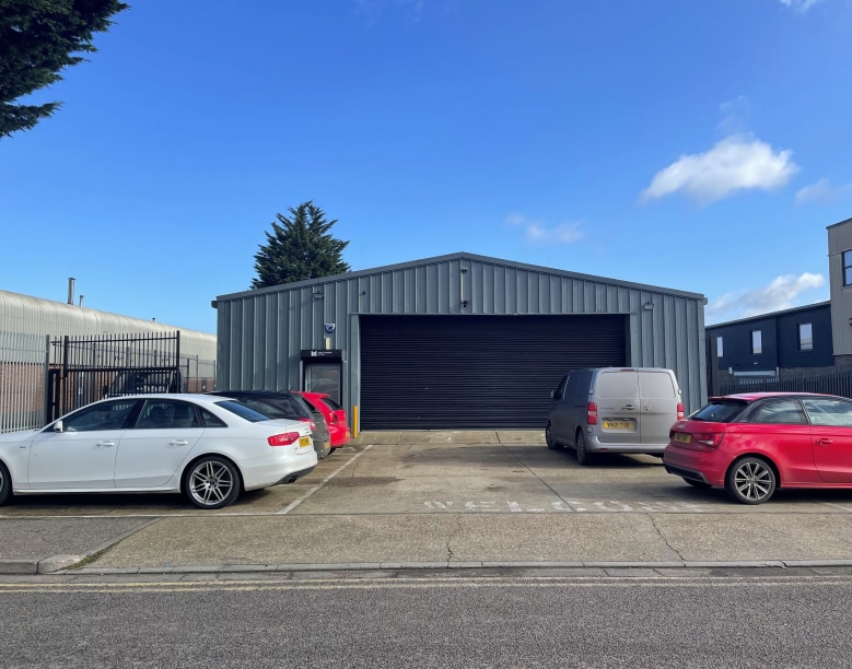 Lyon Way, St Albans for lease Primary Photo- Image 1 of 2