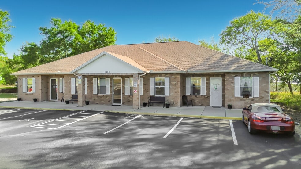 15151 S US Highway 441, Summerfield, FL à vendre - Photo du bâtiment - Image 1 de 23