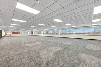 3500 Packerland Dr, De Pere, WI à louer Photo intérieure- Image 1 de 11