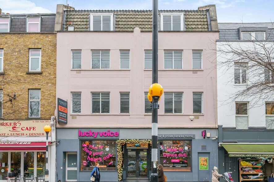 173-174 Upper St, London for lease - Building Photo - Image 1 of 8