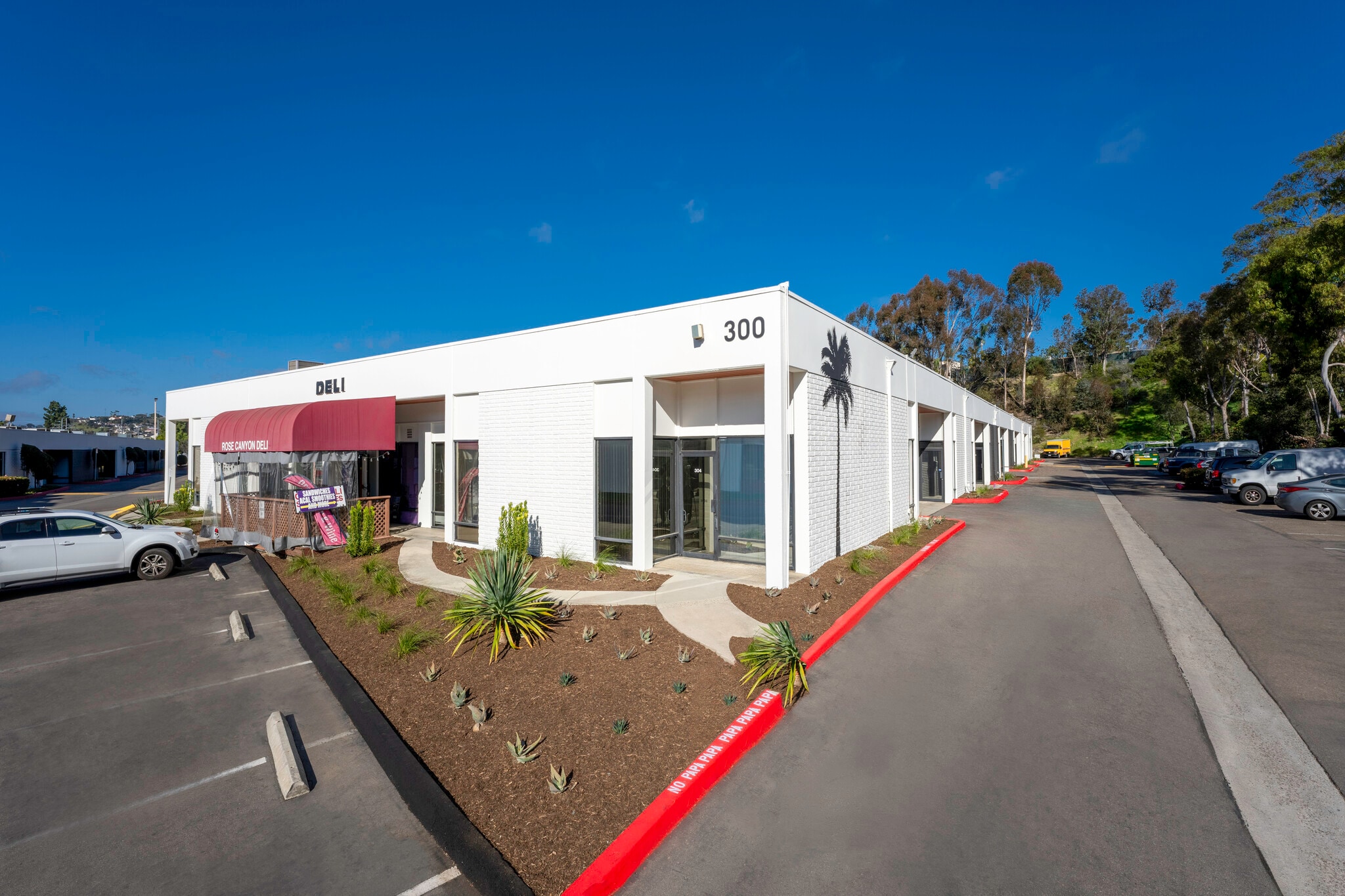 4901-4907 Morena Blvd, San Diego, CA à louer Photo du bâtiment- Image 1 de 5