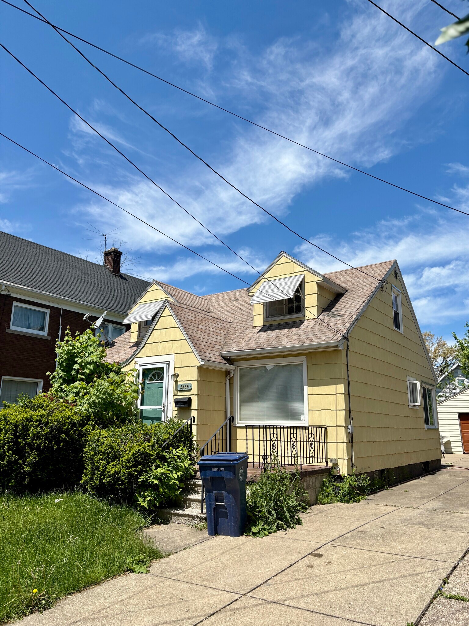 2456 South Ave, Niagara Falls, NY à vendre Photo principale- Image 1 de 2