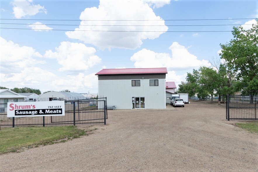 4703 42 St, Stettler, AB à vendre - Photo du bâtiment - Image 1 de 15