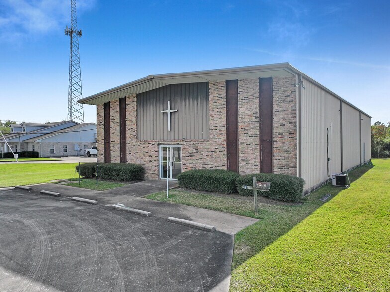 5959 9th Ave, Port Arthur, TX à vendre - Photo du bâtiment - Image 3 de 20