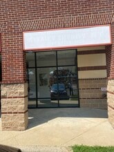 9899 Main St, Damascus, MD for lease Building Photo- Image 1 of 4