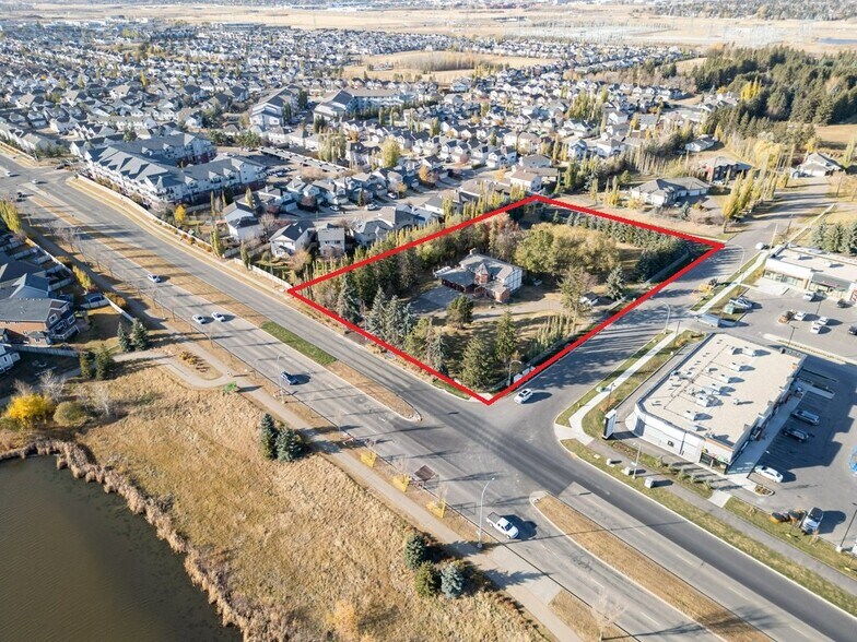 7550 Ellerslie Rd SW, Edmonton, AB à vendre - Aérien - Image 3 de 6