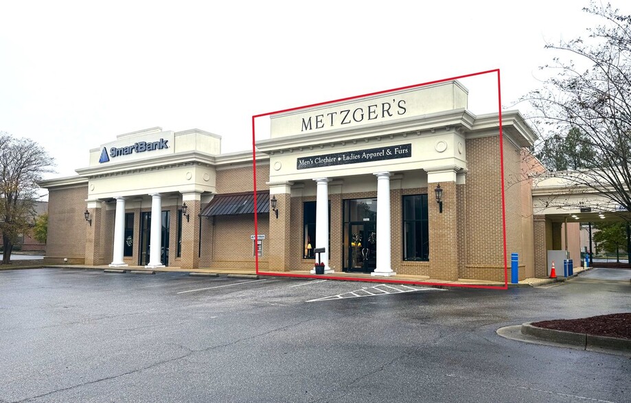 3702-3704 Dauphin St, Mobile, AL for lease - Building Photo - Image 1 of 5