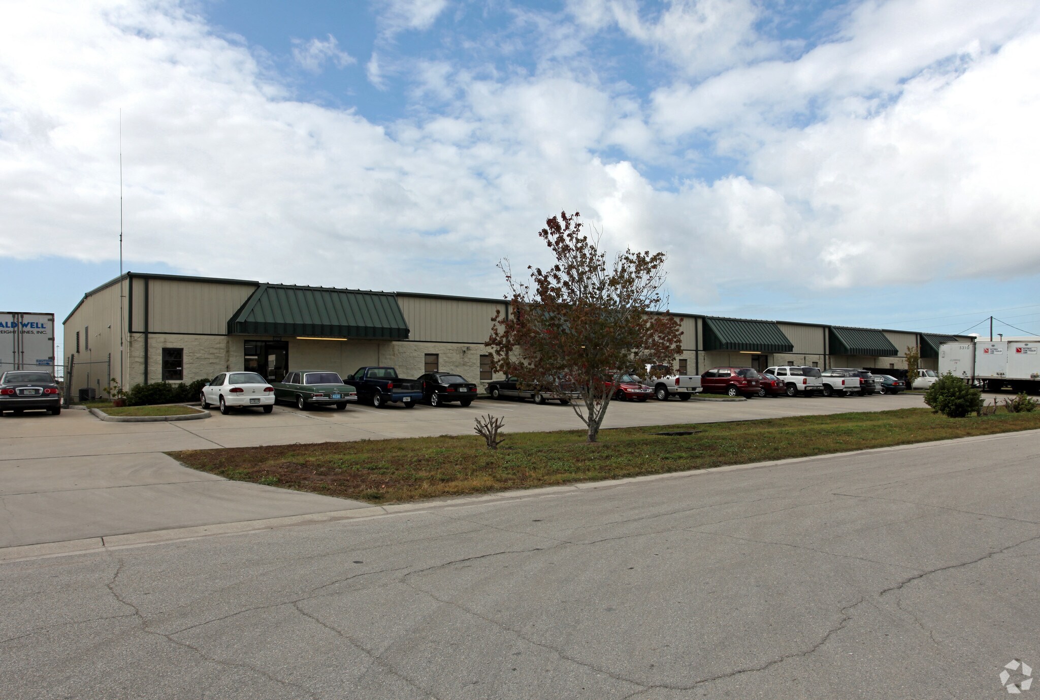 1168 Spruce Ave, Orlando, FL for lease Primary Photo- Image 1 of 5