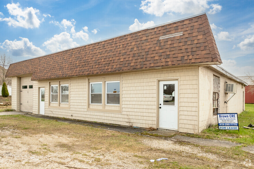 5990 E Bayshore Rd, Lakeside Marblehead, OH for lease - Primary Photo - Image 1 of 6