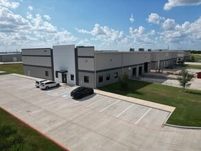 18606 Kermier, Hockley, TX for lease Building Photo- Image 1 of 1