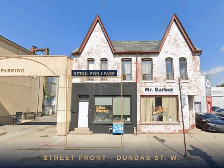 3270-3274 Dundas St, Toronto, ON for lease - Building Photo - Image 3 of 14