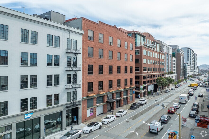 139 Townsend St, San Francisco, CA à louer - Photo du bâtiment - Image 2 de 8