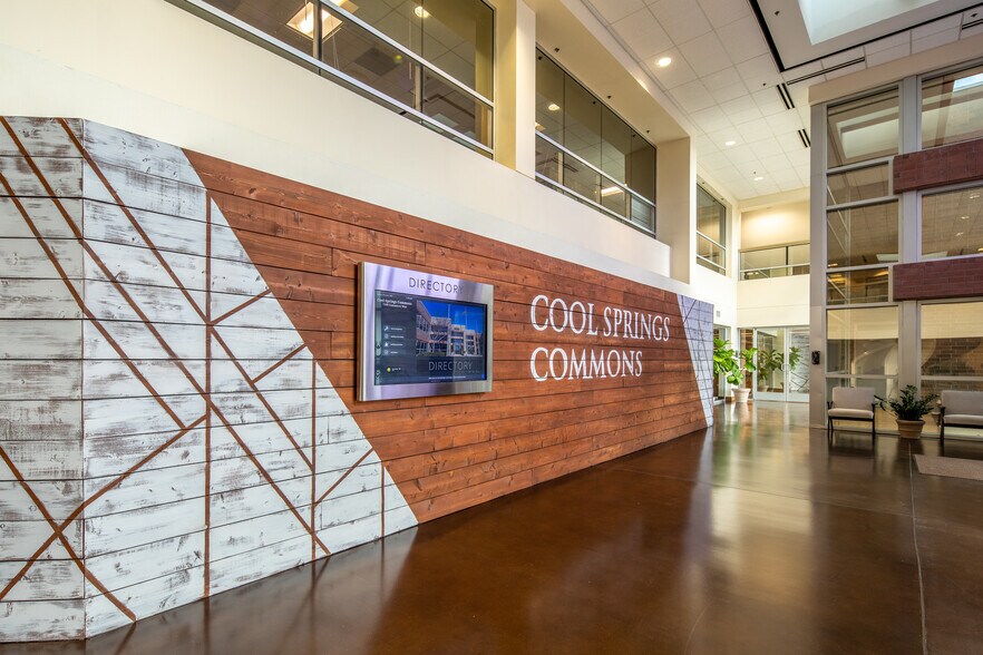 7100 Commerce Way, Brentwood, TN à louer - Numérisation 3D de Matterport - Image 2 de 8